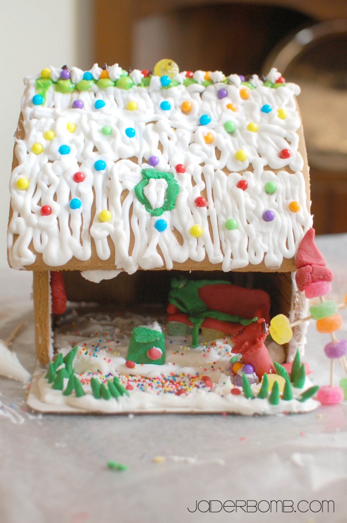 Tips on making a Gingerbread House