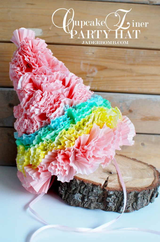 cupcake-liner-party-hat-jaderbomb