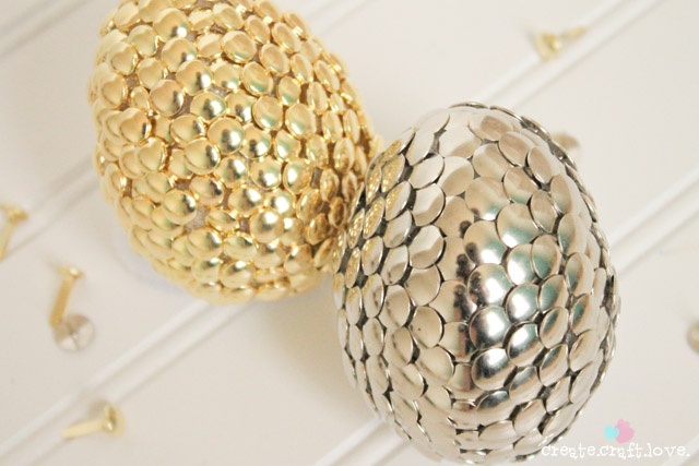 silver-and-gold-easter-eggs-beauty-upclose