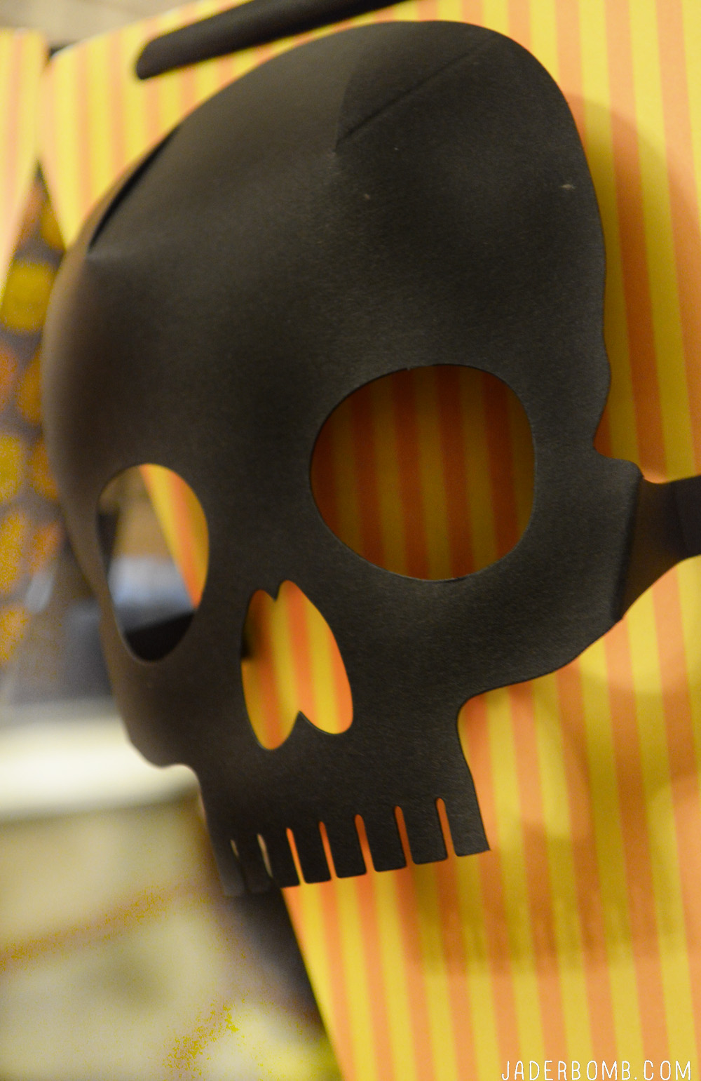 paper skull mask'