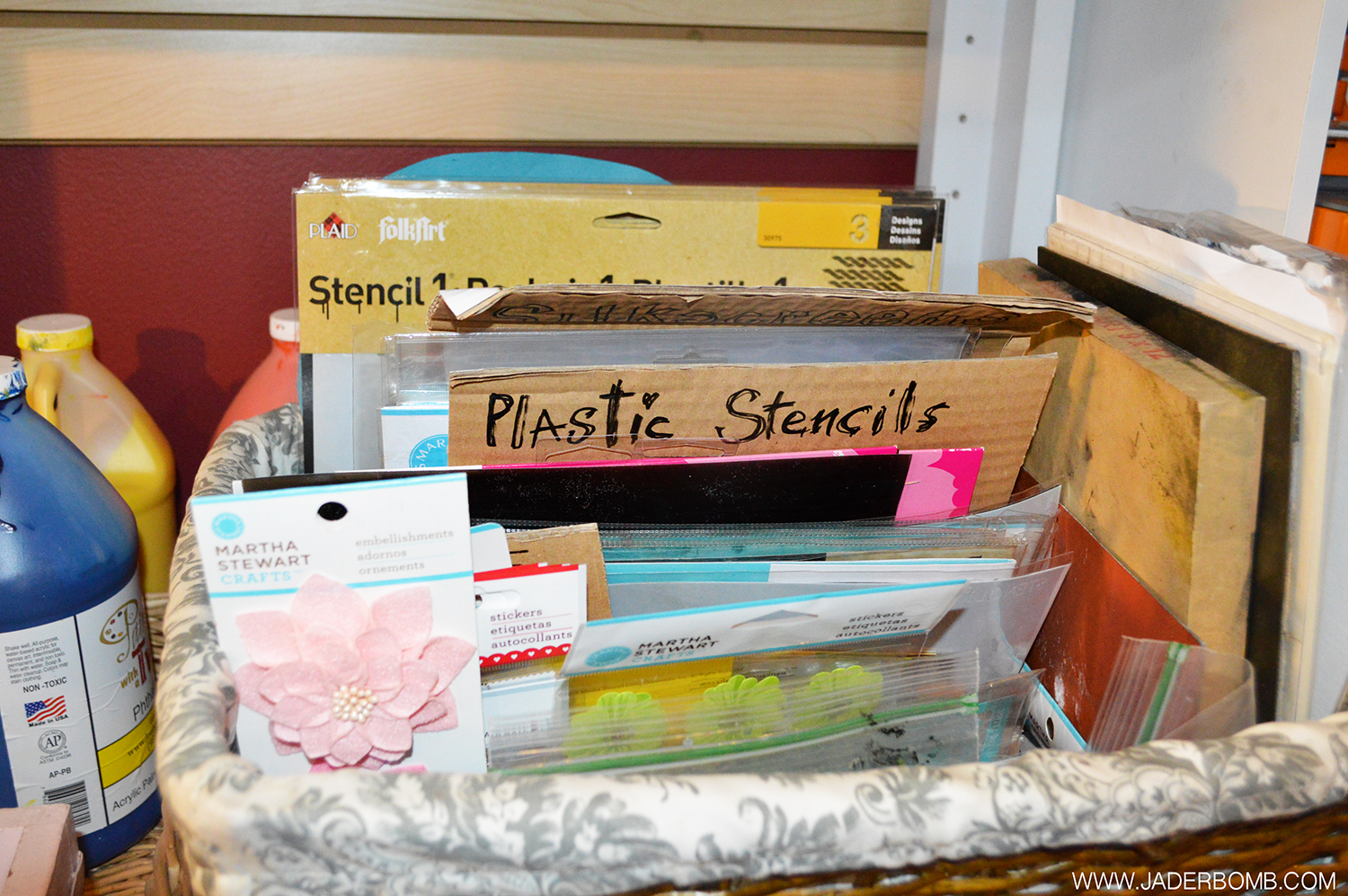 HOW TO STORE STENCILS