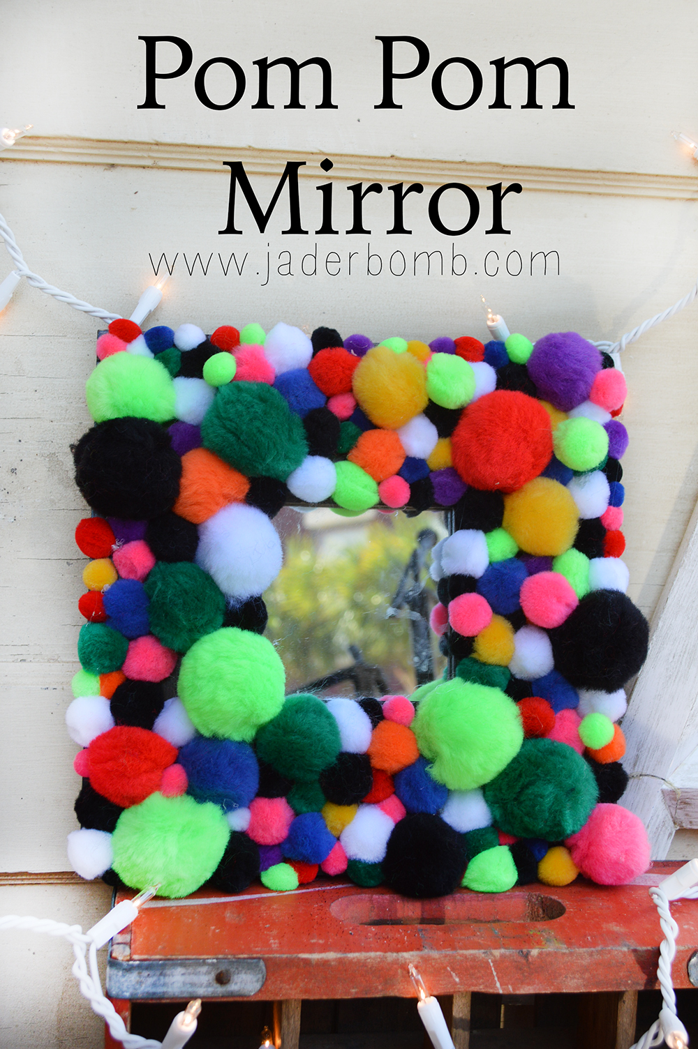 Pom Pom Mirror