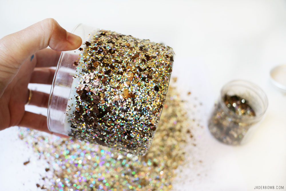 how-to-glitter-candles